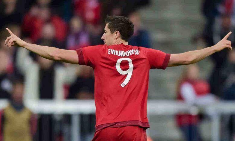  莱万多夫斯基重返安联球场受追捧  