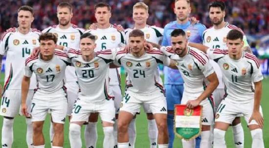  罗马德比火药味浓，拉齐奥补时绝平罗马握手言和